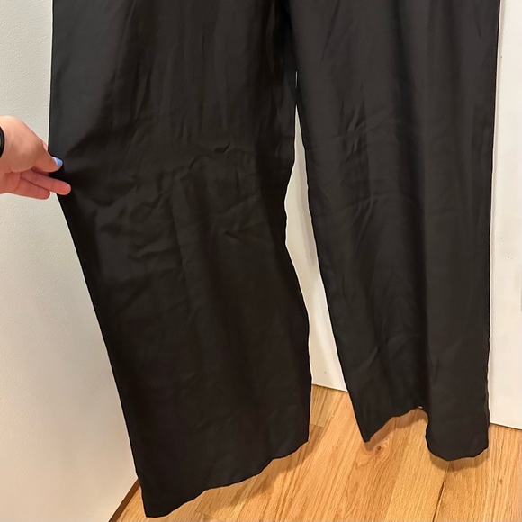 Ali Ro Black Silk Racerback Jumpsuit Women’s 12 Romper Jumper NWT casual - Picture 3 of 11